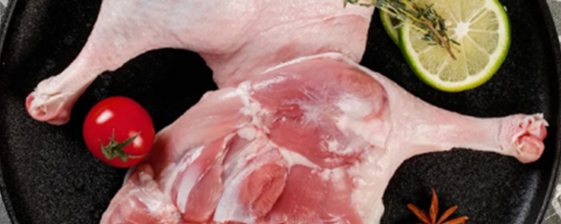 Can dogs eat duck legs?